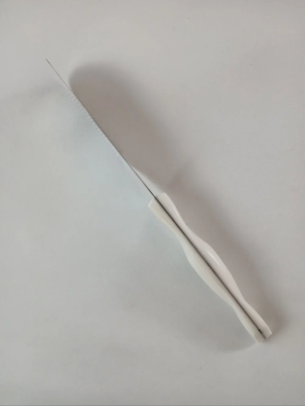 Cutco 1768 KQ Spatula Spreader with White Pearl Colored Handle